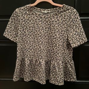 adorable cheeta print top